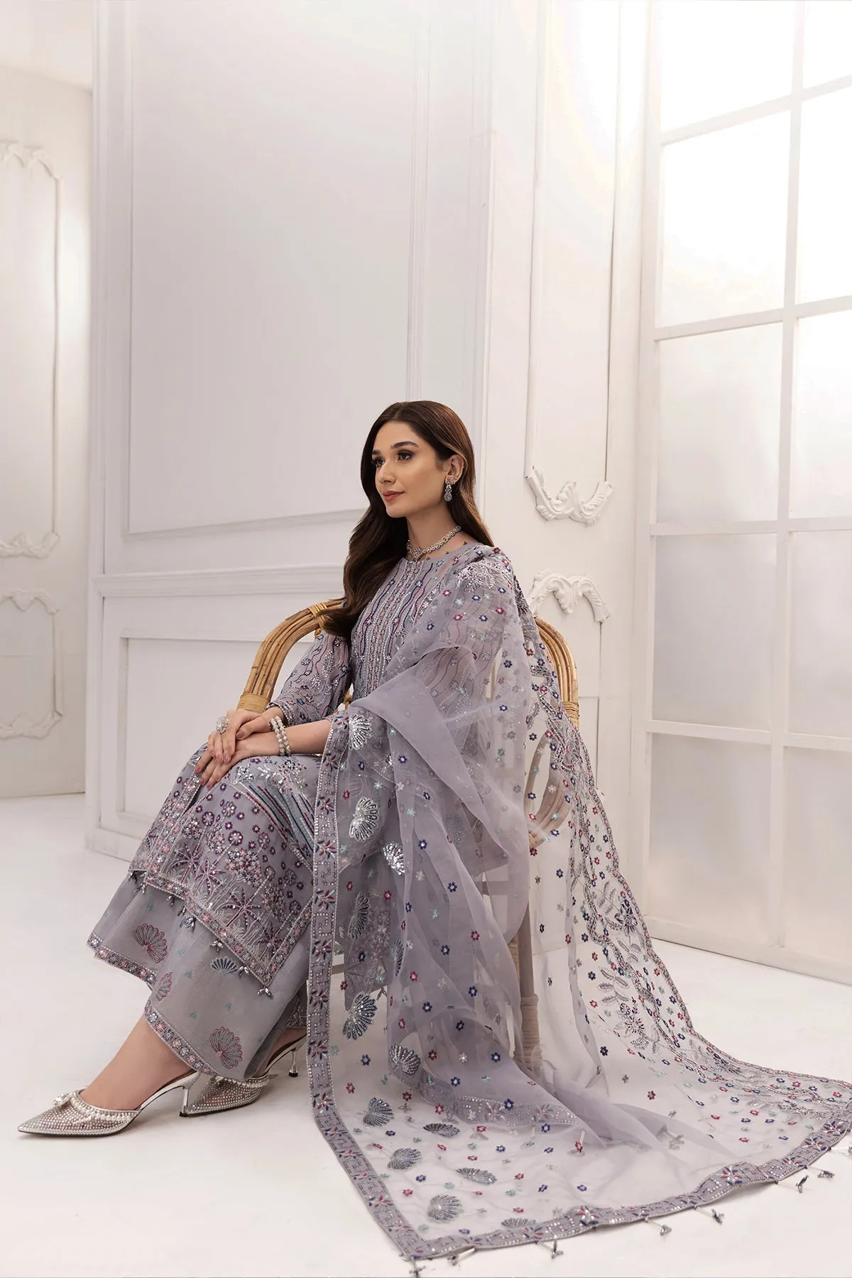 Alizeh Rang-e-Mehr Formal Collection – Embroidered Chiffon Zinc - V14D06