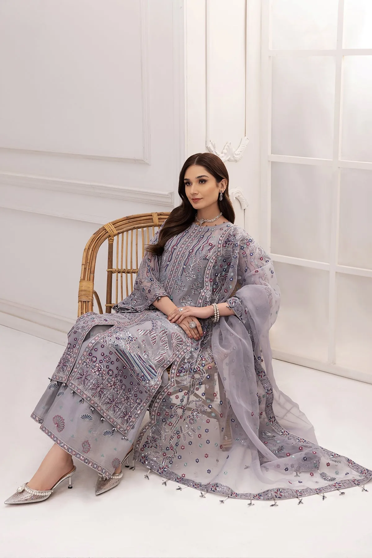Alizeh Rang-e-Mehr Formal Collection – Embroidered Chiffon Zinc - V14D06