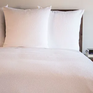 Bubble White Matelassé Coverlet Set by Ann Gish