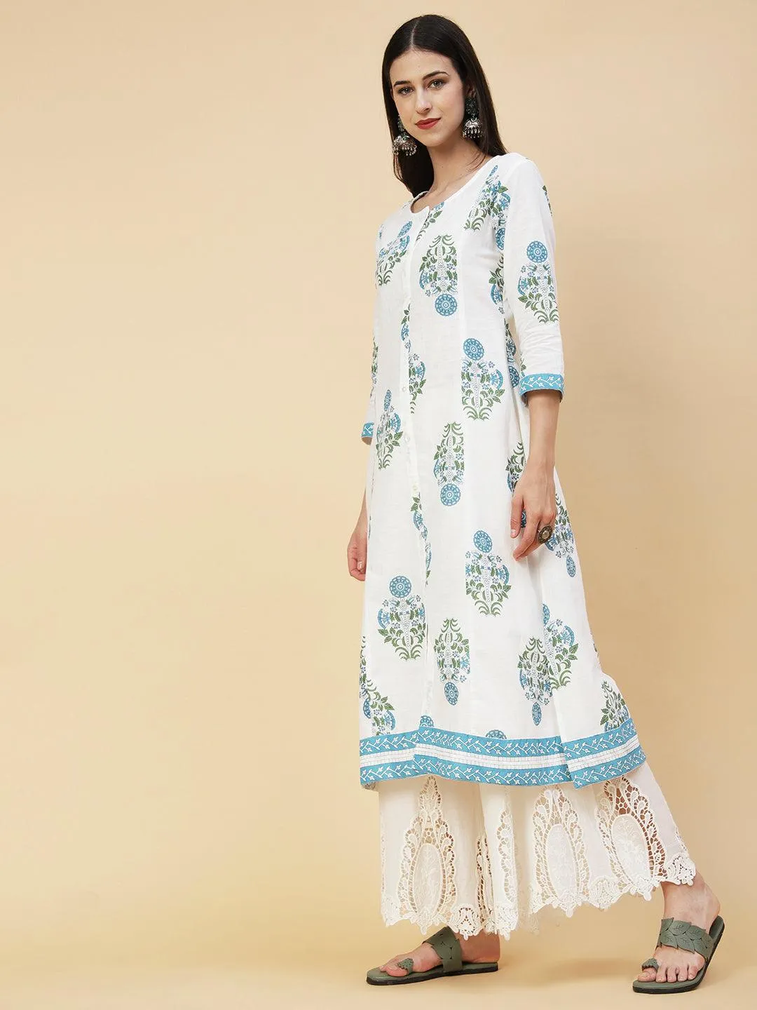 Ethnic Floral Boota Printed A-Line Paneled Kurta - White