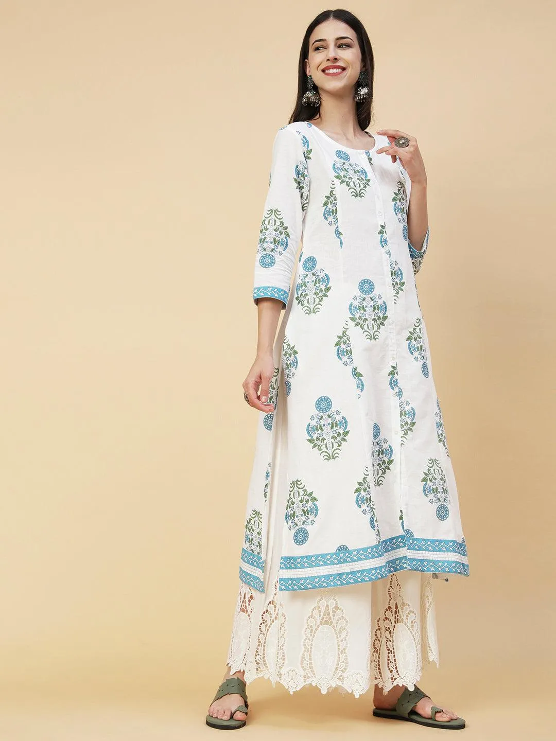 Ethnic Floral Boota Printed A-Line Paneled Kurta - White