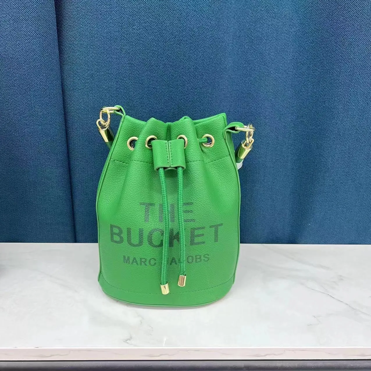 MARC JACOBS LEATHER
